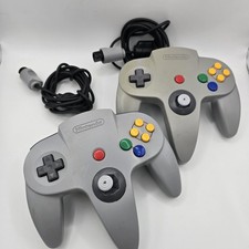 2x Nintendo 64 N64 Controller