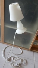 FlapFlap schwebende Leuchte Stehlampe Tischlampe Next Design Designerlampe NEXT