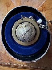 Weltkugel aus Metall (Drehbar)