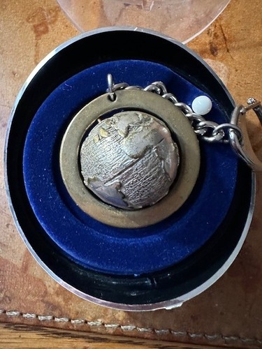 Weltkugel aus metall - weltkugel,