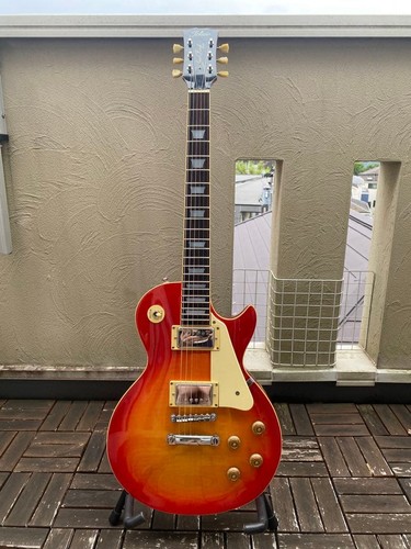 Tokai love rock - als-60, cherry