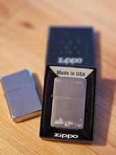 Zippo Feuerzeug mit Verpackung