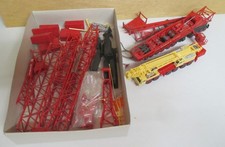 Kibri: Konvolut Kranwagen und kranteile, gebaut. Für Bastler