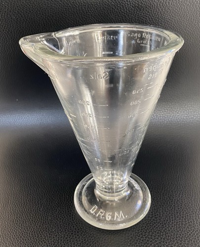 Art deco glas - deco, glasmessbecher