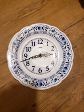 Zwiebelmuster Wanduhr, Quarz