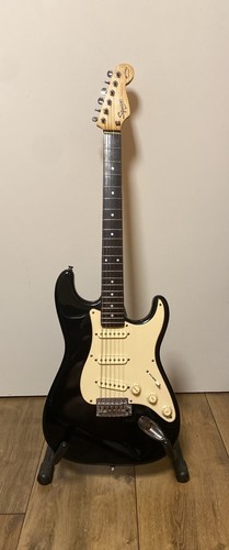 Squier bullet stratocaster - bullet, –