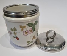 Wedgwood Wild Strawberry Egg