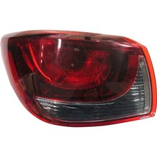 Rückleuchte links aussen für