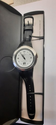 Junghans mega carbon funkuhr - mega,