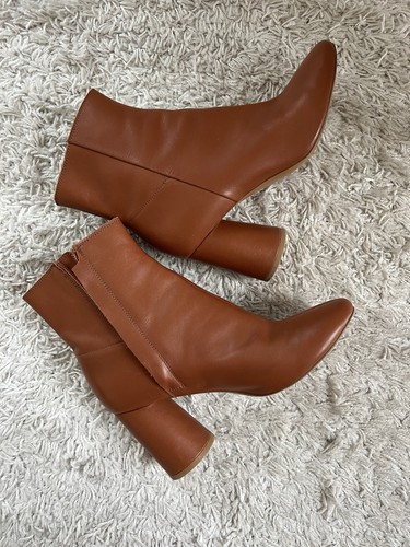 Other stories leder - &,