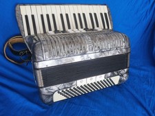 H O H N E R  Tango II M