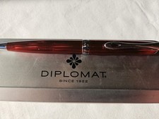 Diplomat Excellence A2,  Kugelschreiber,  Magma Rot, In Geschenkbox Neu