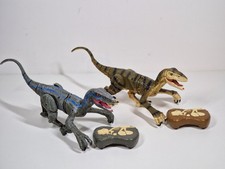 2x Amewi Ferngesteuerter Dinosaurier Rc Dino Roboter 2 Stück 2.4Ghz 40008 40009
