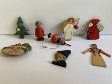 Konvolut Figur WHW Winterhilfswerk Erzgebirge Holz Figuren Abzeichen Anstecker