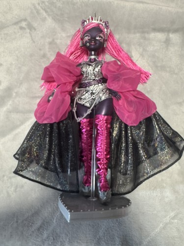 Mattel creations exclusive - creations,