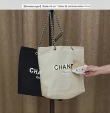 CHANEL Kosmetiktasche schwarz