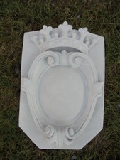 Steinfigur Wappen Fassadenstuck Stuck 65 cm Gartenfigur Gartendekoration Relief