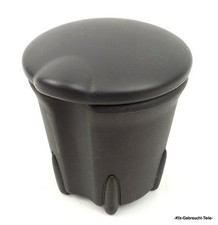 Renault Clio III (1.2) Aschenbecher