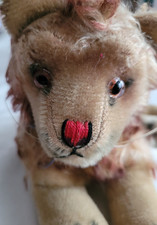 STEIFF Löwe liegend ca. 25 x