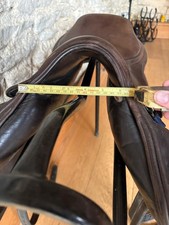 Jaguar brauner Leder Close