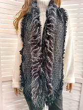 Eleganter Langschal aus Spitze