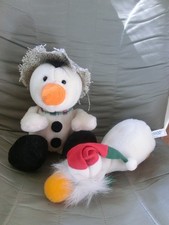 NICI Plüschfiguren Schneemann mit Hut + Schal Ente mit Weihnachtsmütze Schleife