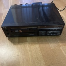 Sony CDP 101 - CD Player - Defekt