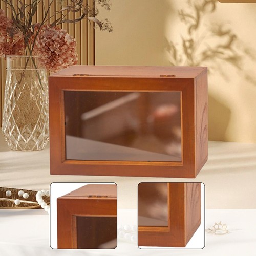 Holzvitrine