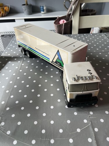 Nylint model wheeler - 18,
