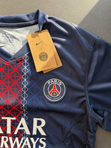 Nike paris saint - paris, saint-germain