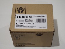 Karton mit fujifilm - mit,
