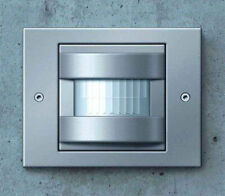 Gira Bewegungsmelder TX_44  für Aussenbereich Aufsatz Schalteinsatz Rahmen alu