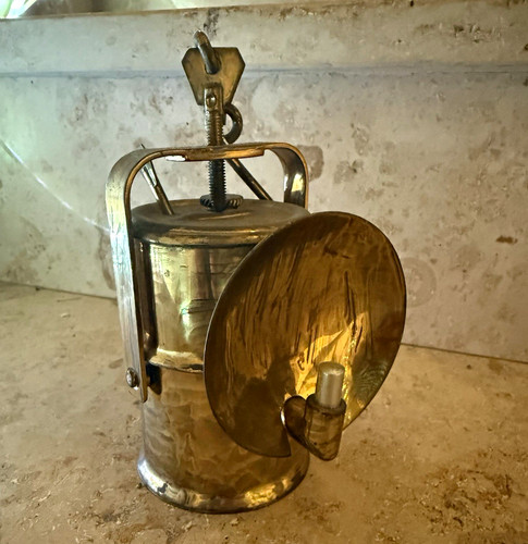 Karbidlampe aus messing - karbidlampe,