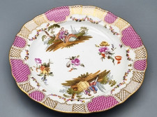 Meissen Porzellan Teller antik, Watteau galante Szenen Blumen, Schuppen Mosaik
