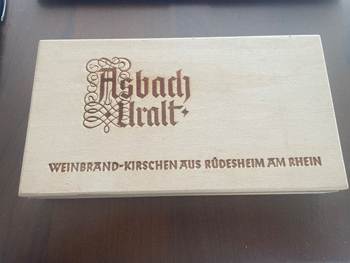 Alte dose holzkiste asbach - dose,,