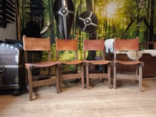 Mittelalterliche Stühle 4er