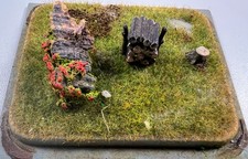 H0 Diorama Landschaft mit Wiese, Fels, Holzstapel und Baumstumpf vintage Rarität