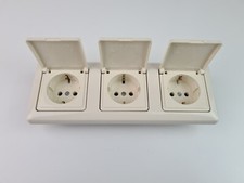 Steckdosen mit klappdeckel - mit, +