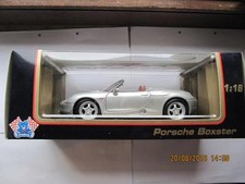 Porsche Boxter playbear 1:18