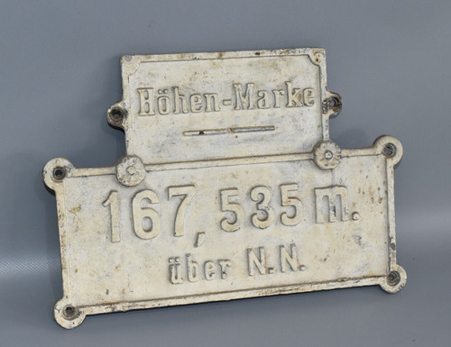 Höhen marke schild bahnhof - höhen-marke,