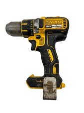 DEWALT DCD 790  18V Akku-Bohrschrauber ohne Akku und Ladegerät 1 Gang DEFEKT