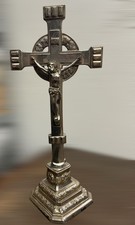 Antikes Standkreuz  JPMC Made in Belgium mit Verzierungen INRI