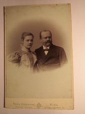 Kiel - Paar - Mann mit Bart