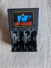 Akku Ladegerät FIF NiCd und NiMH Rundzellen- und 9V-Blocklader