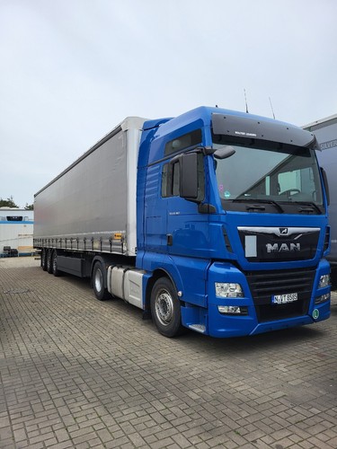 Auflieger plane lkw mieten - auflieger,