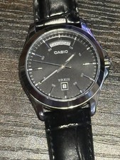 CASIO MTP-1370L-1A Herrenarmbanduhr, Quarz, Lederarmband, Wasserdicht 50m