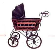 Antik Puppenwagen Stäbchen 58 Rattan Deko Dachbodenfund shabby chic Teddy Puppe