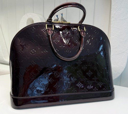 Louis vuitton alma - vuitton, gm