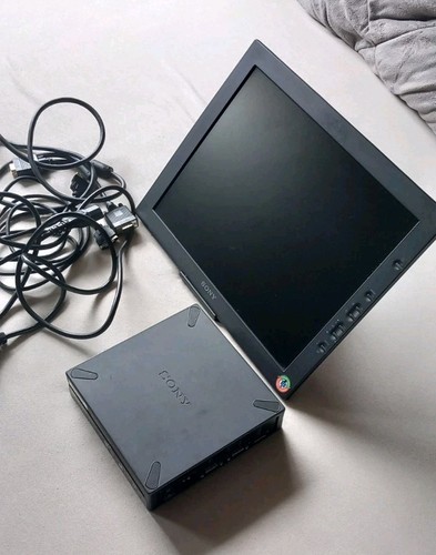 Sony sdm n50ps tft - sony, design