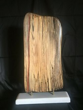 Stele, Holzkunstwerk